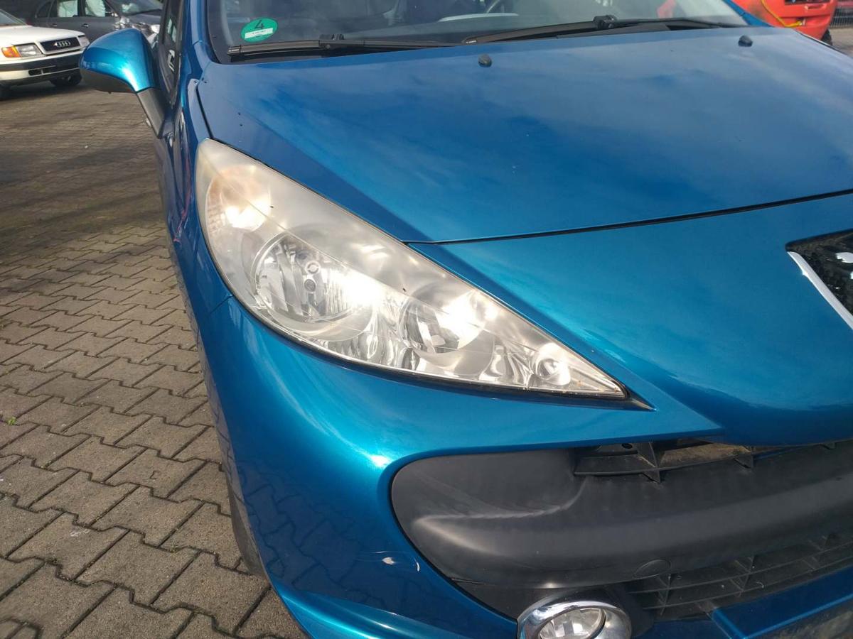 Peugeot 207 original Scheinwerfer vorn rechts Halogen leicht vergilbt Bj.2008